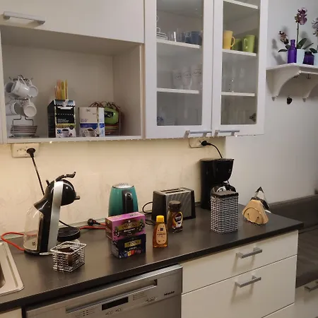 Sea - 3 Bedrooms アパート *