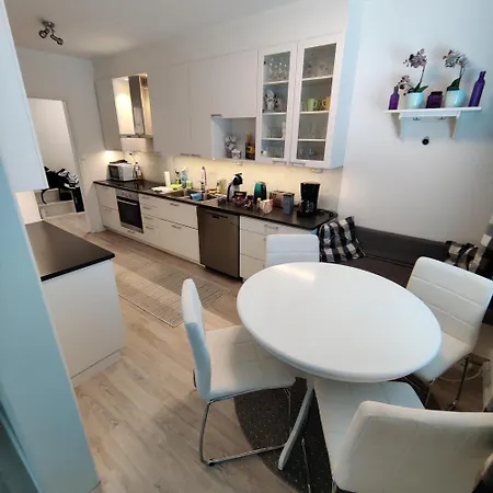 Sea - 3 Bedrooms Apartamento Kristinestad