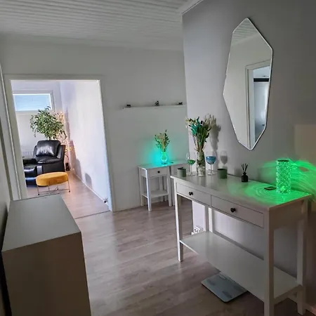 Sea - 3 Bedrooms Huoneisto