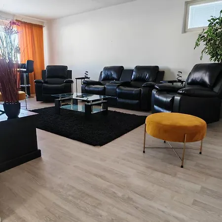 Sea - 3 Bedrooms