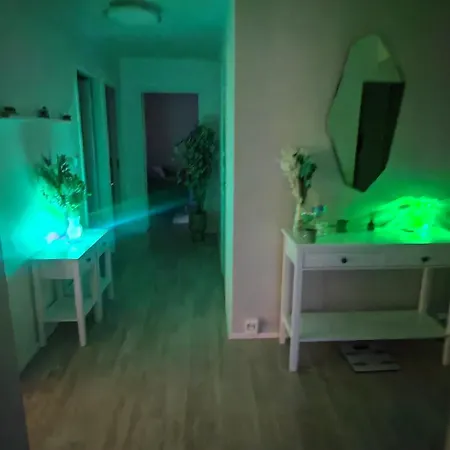 Huoneisto Sea - 3 Bedrooms *