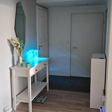 Sea - 3 Bedrooms *