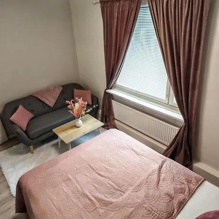 Sea - 3 Bedrooms Huoneisto *